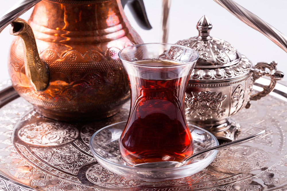 турецкий чай в армудах